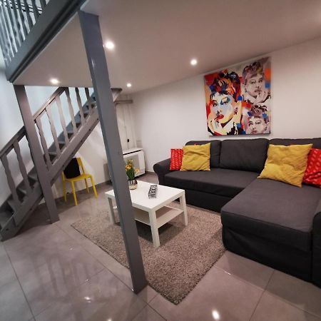 شقة بودابست  في Kst Apartman المظهر الخارجي الصورة