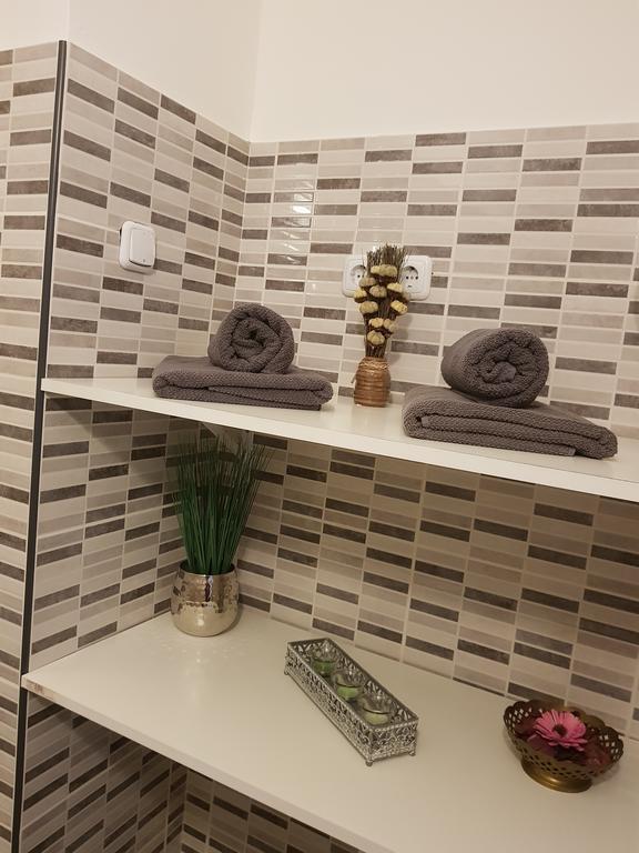 شقة بودابست  في Kst Apartman المظهر الخارجي الصورة